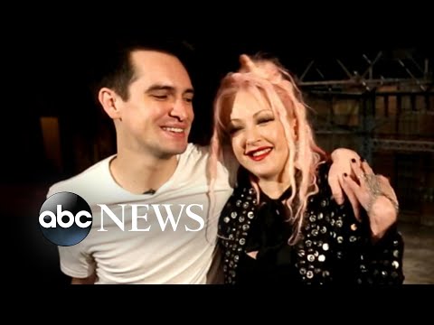 download lagu mp3 mp4 Brendon Urie News, download lagu Brendon Urie News gratis, unduh video klip Brendon Urie News