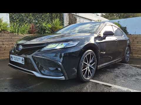 Toyota Camry 2.5 HYBRID / WORLD SPORT WITH PAN ROO - Image 2
