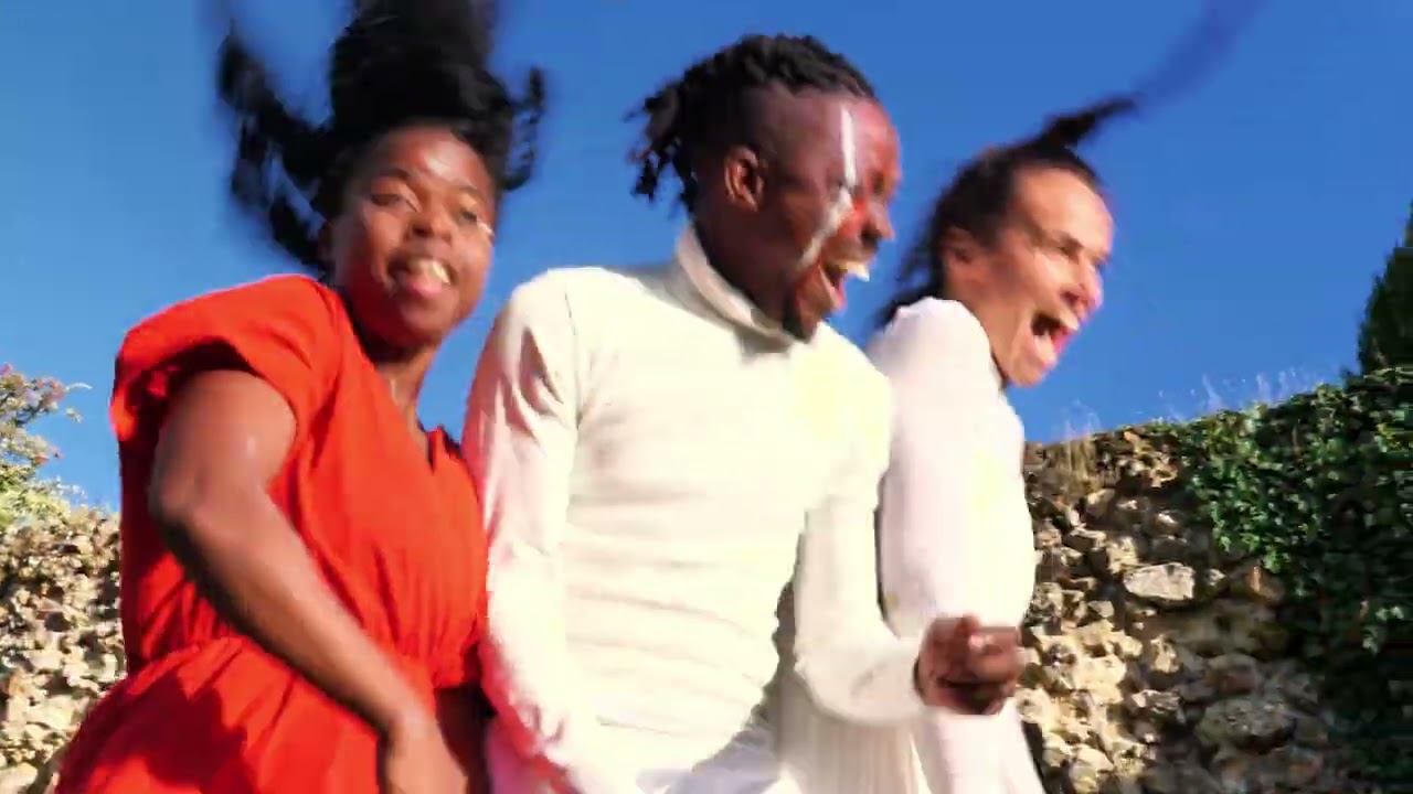 Eiréné — Compagnie l'Êttre-Louve