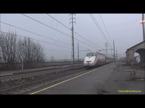 INTERCITY ETR 414 IN LIVREA FRECCIABIANCA TRANSITA A PONTECURONE. (AL) MART. 28 - 12 - 2021.