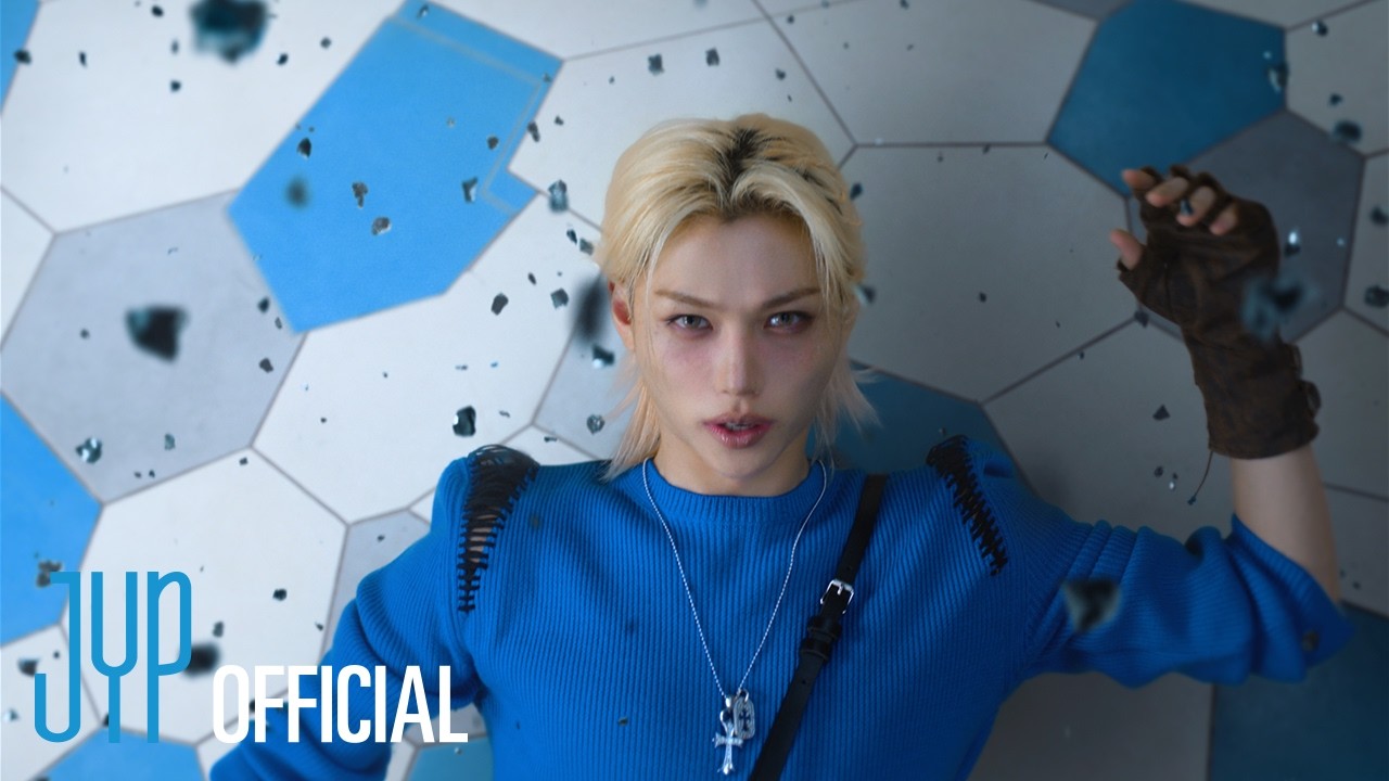 Stray Kids "FARMING" Video