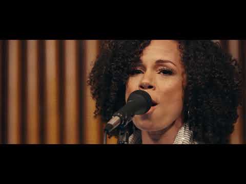 Geoffrey Keezer Trio (feat. Gillian Margot) - You Stay With Me