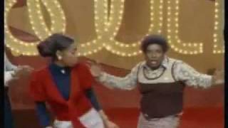 Curren$y Breakfast SoulTrain.wmv