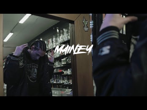 MaineyInaCut - “Differences”