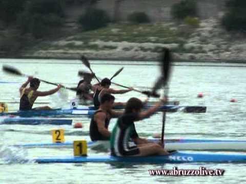 Canoa e kajak a Bomba