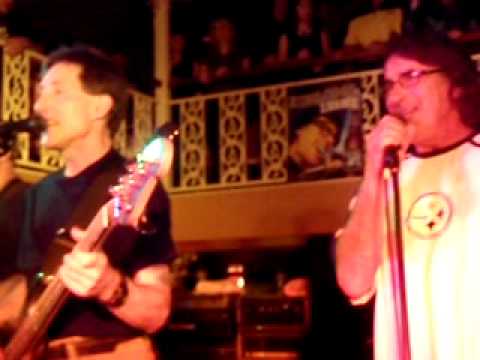 DO YOU COMPUTE? Donnie Iris and The Cruisers Live 2010