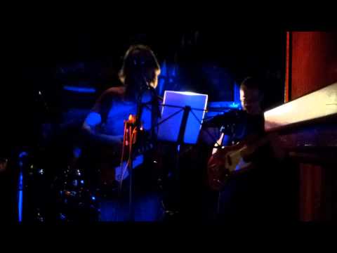 Neřev - Moucha - Počátky fest