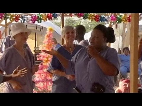 Nurses offer Christmas spirit to Ebola patients in Sierra Leone