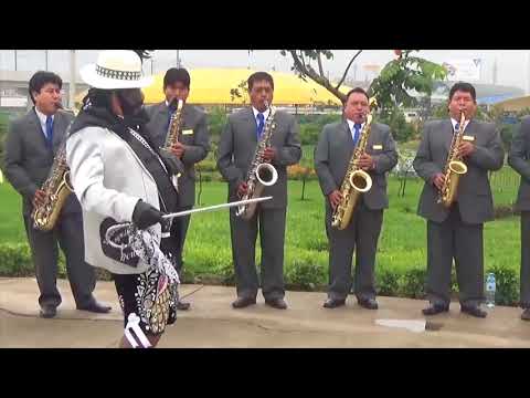 "PENAS Y ALEGRÍAS"  "MI SOLEDAD" - ORQUESTA FOLKLÓRICA NACIONAL ENGREÍDOS DEL PERÚ -