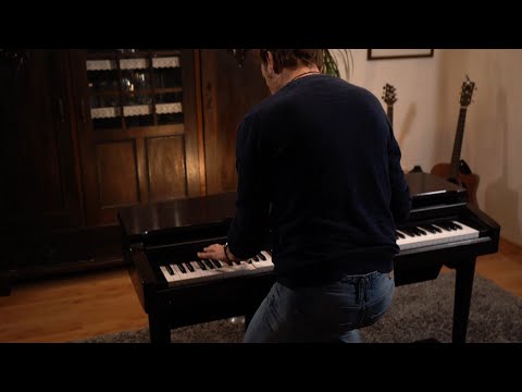 I Guess That`s Why They Call It The Blues - Elton John (Solo Piano cover)