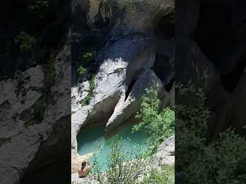 Cascade des Petites Aiguières Bouquet