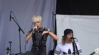 Tonight Alive - Lonely Girl Live at Vans Warped Tour 2016 in Houston, Texas