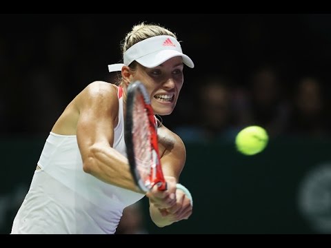 Angelique Kerber vs Simona Halep  | 2016 WTA Finals Singapore Highlights