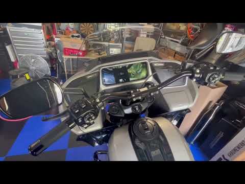 Harley D 23.5 CVO KRAUS  RISERS AND THRASHIN  BARS