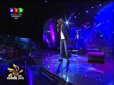 Gabriel Cotabita - Domnisoara Nu Pleca Live La Festivalul Mamaia 2010