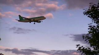 preview picture of video 'Aircraft Landing at Belfast International Airport'