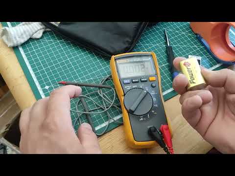 How to change Battery Fluke 116 under 1 min . Quick and very easy.