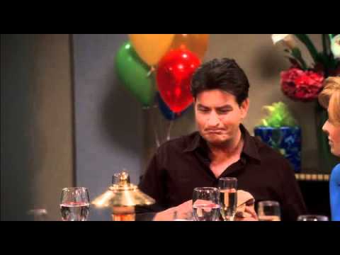 Dva a pol chlapa - Rodina blahoželá Alanovi k narodeninám