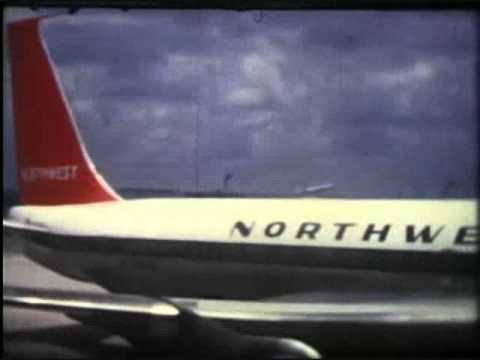 Northwest Boeing 720B in Miami 1968 Home Movie