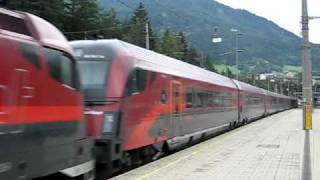 preview picture of video 'ÖBB Railjet on his way to Vienna leaving Landeck.'