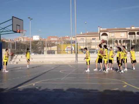 tiros libres adesavi (destaca el primer tiro de victor)