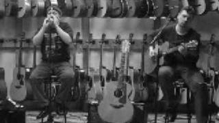 Mississippi Twins - Roof With a Hole (Meat Puppets)