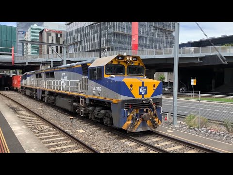 CFCLA VL356 & VL360 Arriving and Departing Southern Cross Station from Maryvale to North Dynon