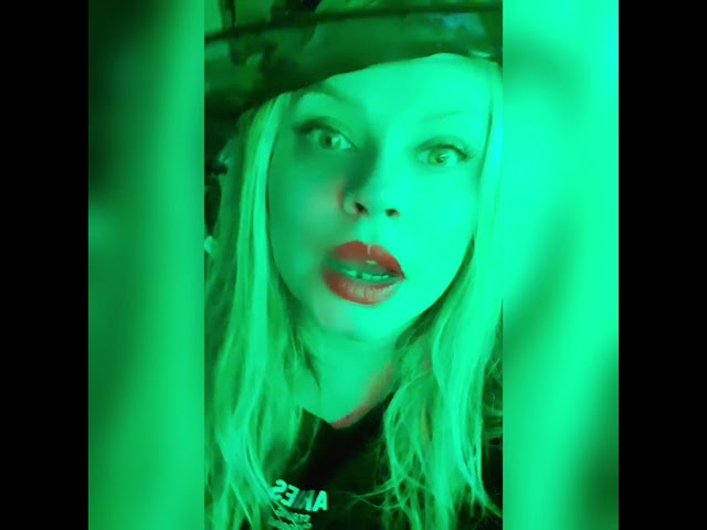 Vídeo relacionado con Aromasenses - Velón 7 Mechas Verde - 15 cm x 6 cm - Rituales Esotéricos. (Verde)