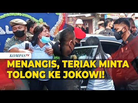 , title : 'Teriak Minta Tolong ke Jokowi, Wanita Ini Nekat Terobos Paspampres Hentikan Mobil Presiden!'
