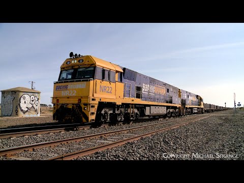 3XM4 Pacific National Steel & Container Train At Buchter Road, Gheringhap (13/9/2023) - PoathTV