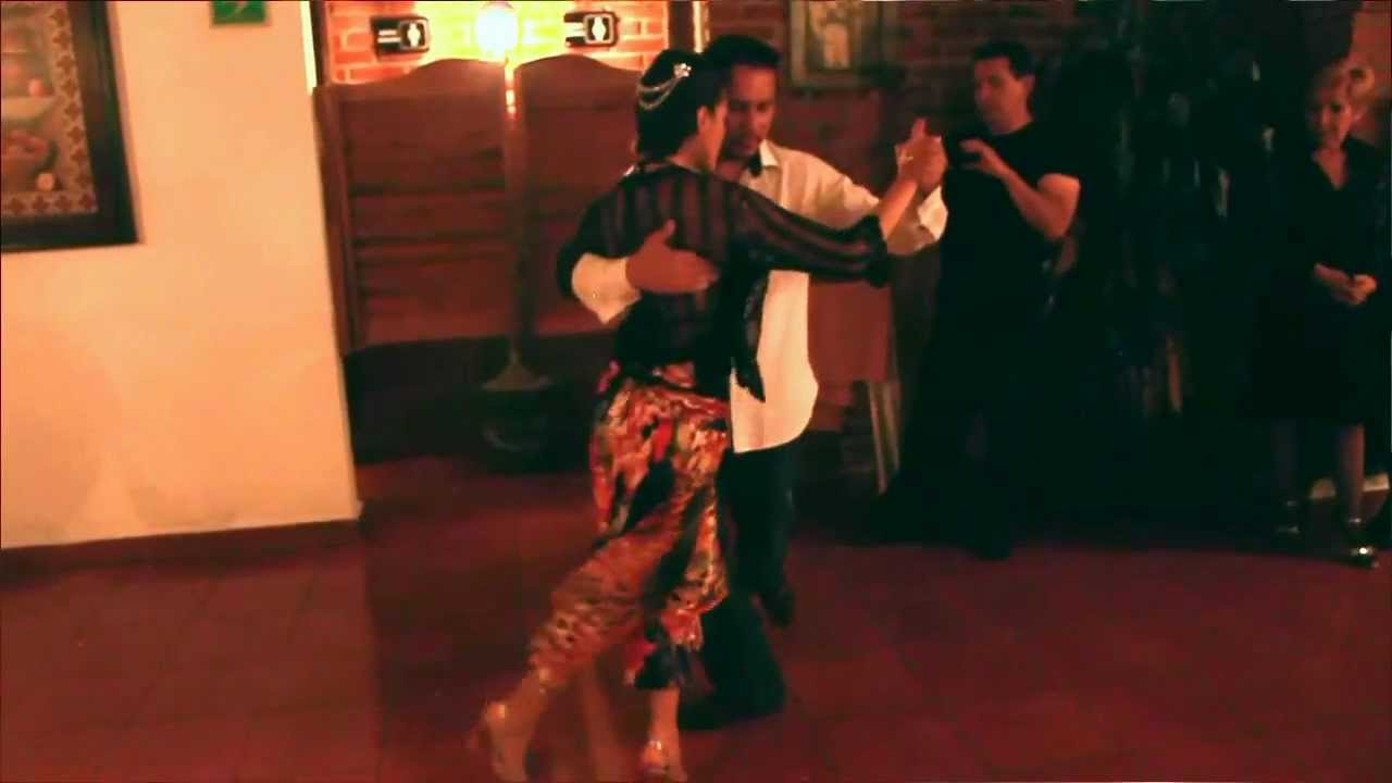 Alexander Sossa & Anel Marron - Marión