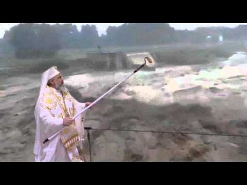 Multpreafericitul invinge ploile cu puterea rugaciunii