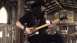 Muddy Waters&#39; &quot;Can&#39;t Be Satisfied&quot; on Cigar Box Guitar
