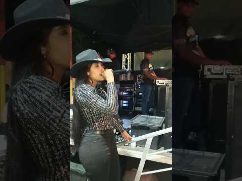 Gran presentación Paola Mora en las fiestas patronales de Santa Ana estado Anzoátegui Venezuela