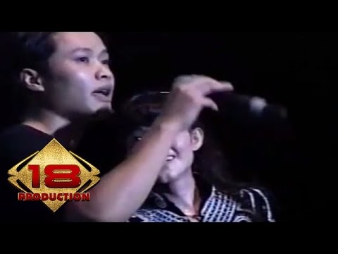Alam Feat Vetty Vera - Malam Terkhir   (Live Konser Bojonegoro 7 Mei 2006)