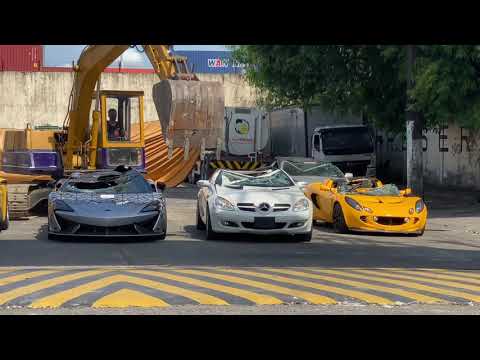 Brand New McLaren 620R Destroyed