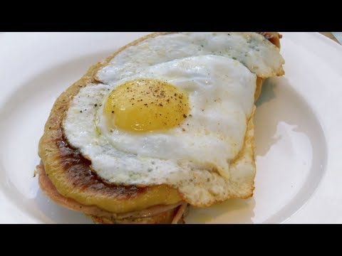 Buck Rarebit (Very Posh Cheese on Toast) by Valentine Warner