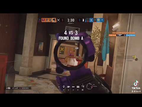 I’m in LOVE with this new maverick Esports set!! ❤️