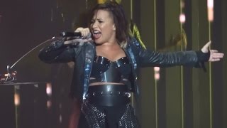 Demi Lovato - &quot;The Middle&quot; (Live in San Diego 9-28-14)