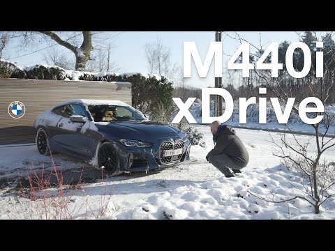2021 BMW M440i xDrive review (374 hp) - hero in the snow. [4K]