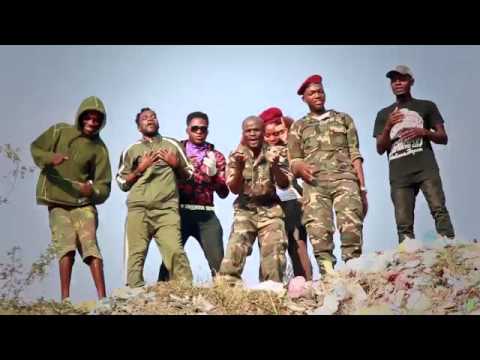 Bebe Chorão... Simione