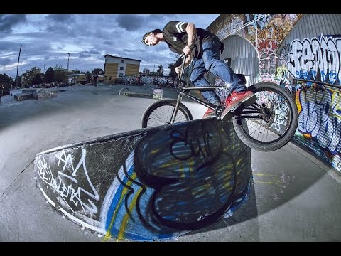 Sam Jones and jordan Godwin at Mile end.