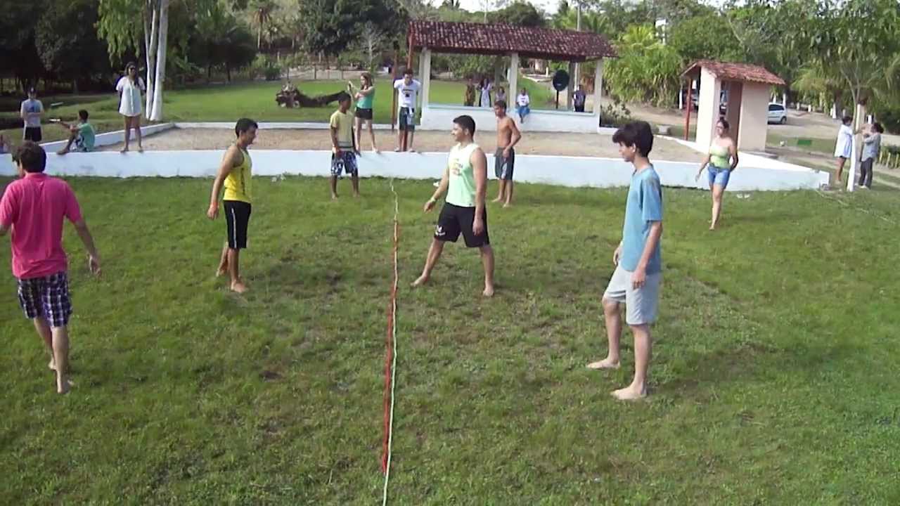 Jogo de Barra Bandeira, no Acamp. Água Viva da PIB Campina Grande