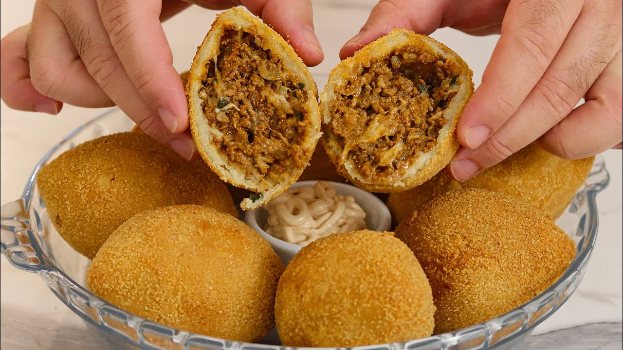 O SALGADO FRITO CROCANTE mais fácil e saboroso do mundo | MASSA CASEIRA PERFEITA | Gabriel Freitas