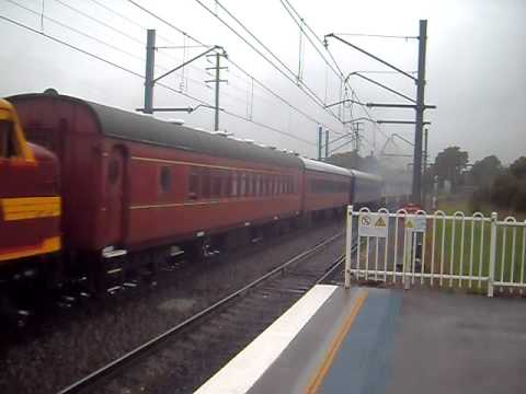 CFCLA Charter 9L10 - Adamstown - CF4405/4406