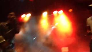 Shin sekaï mes torts (live romans)