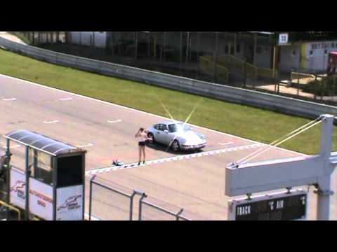 TRAXXAS XO-1 vs Porsche Carerra 2 964, Masarykův okruh Brno 8.8.2012