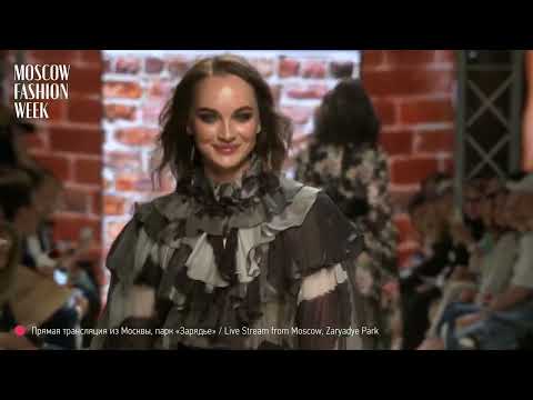 Julia Dalakian Fall Winter 2022 Fashion Show