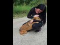 Katrina Und Kamila Zogen Aus Karola Blieb Zurück Helfen Sie Ihr