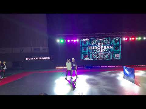 Hip Hop Duo Dancing kids Lyneth Hirvela Katrina Kazakova United Dance Nation